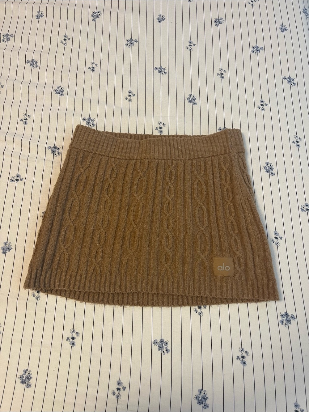 ALO Yoga Camel Ribbed Cable Knit Mini Skirt